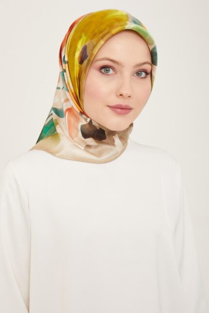 Armine Bej Batik Çiçek Desenli Tivil İpek Eşarp 9103-32