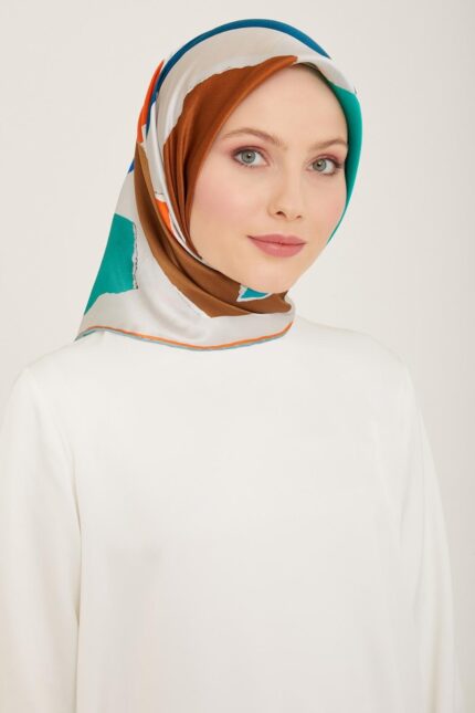 Armine Gri Geometrik Desen Sura İpek Eşarp 9125 - 83