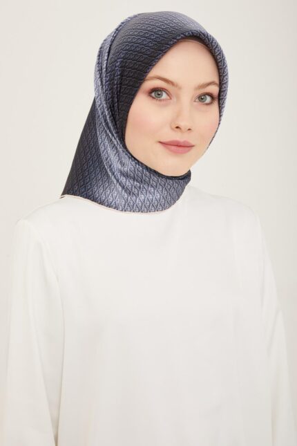 Armine Gümüş Geçişli Monogram Desen Tivil İpek Eşarp 9104-22