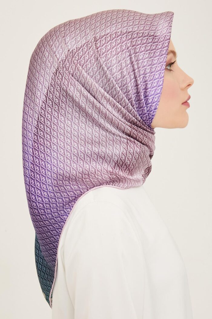 Armine Lila Geçişli Monogram Desen Sura İpek Eşarp 9104-83 - Görsel 2