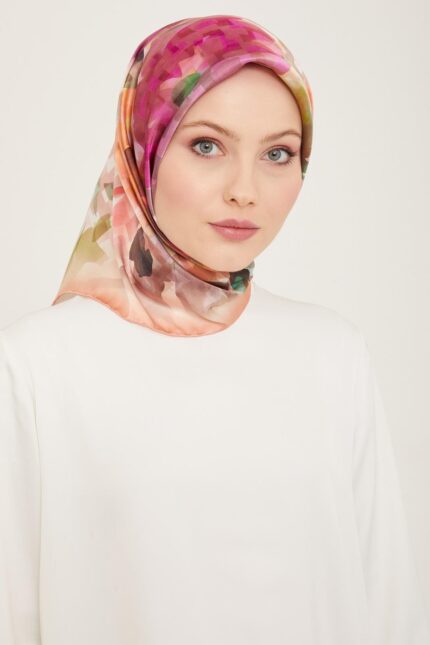 Armine Pudra Batik Çiçek Desenli Sura İpek Eşarp 9103 - 34