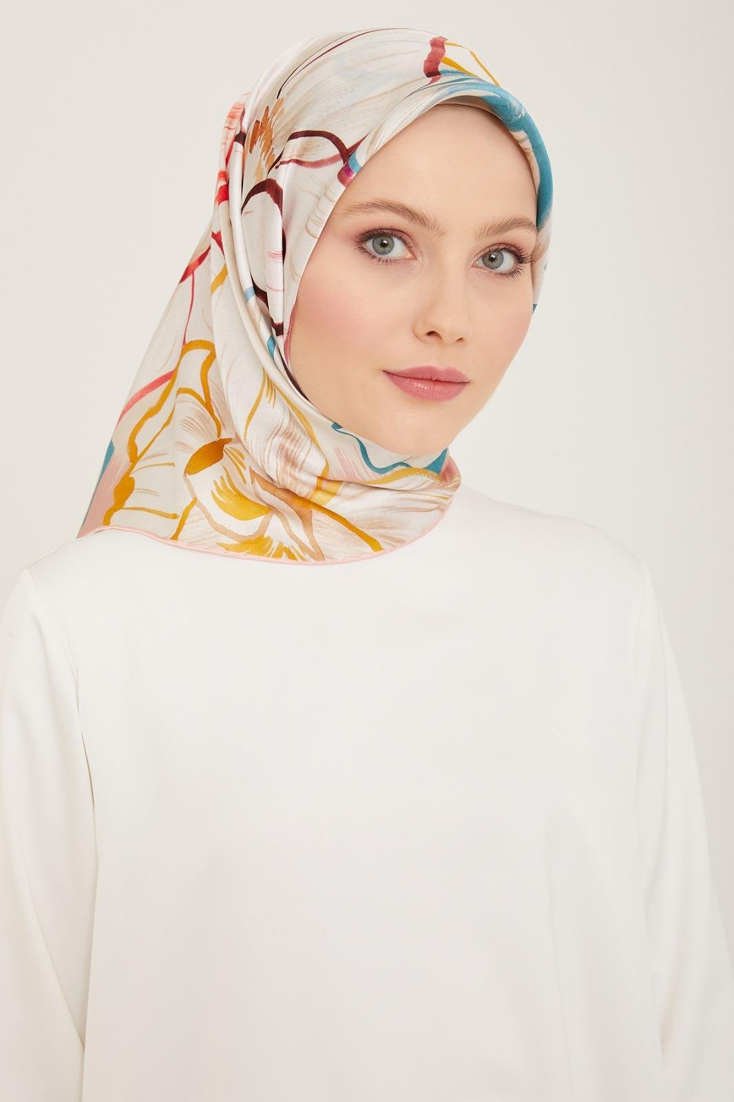 armine-pudra-cicek-desen-tivil-ipek-es-8b2b-c Armine Pudra Çiçek Desen Tivil İpek Eşarp 9110 - 08 - Görsel 1