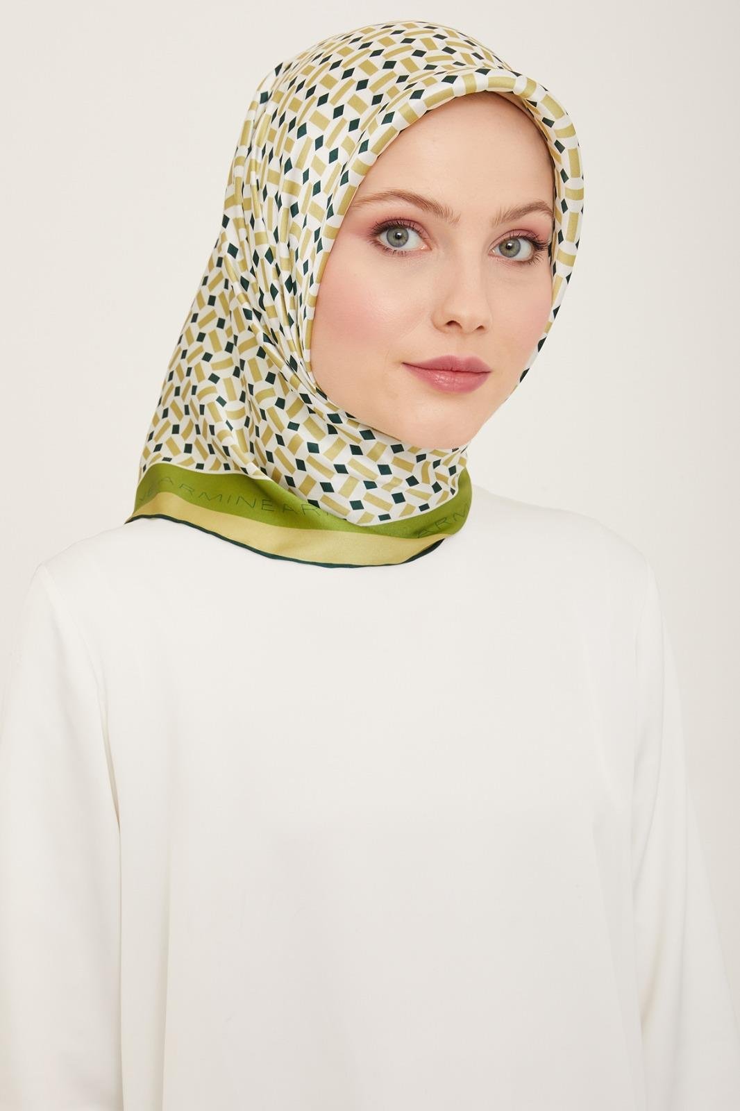 armine-soft-yesil-zumrut-yesil-geometr-2c-a07 Armine Soft Yeşil - Zümrüt Yeşil Geometrik Desen Sura İpek Eşarp 9151 - 50 - Görsel 1