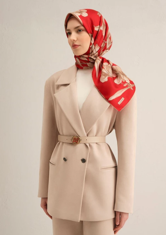 armine-sura-ipek-esarp-9324-54-kirmizi-1abaf Armine Tivil İpek Eşarp 9324 - 54 Kırmızı Karışık Desen - Görsel 1
