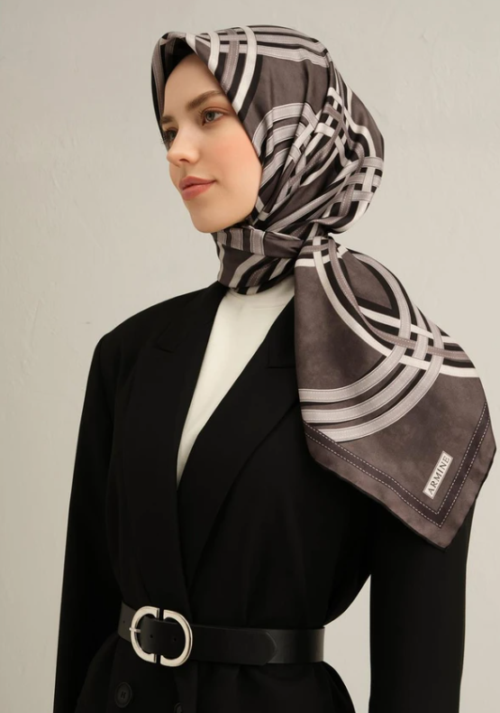 armine-sura-ipek-esarp-9333-85-fume-ka-0f0c9 Armine Tivil İpek Eşarp 9333 - 85 Füme Karışık Desen - Görsel 1