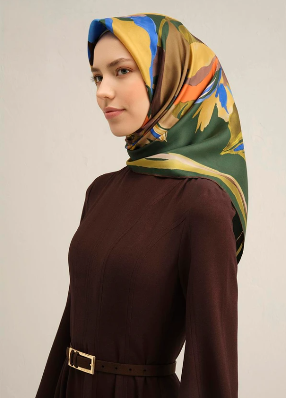 armine-sura-ipek-esarp-9340-54-yesil-k-c3-c05 Armine Sura İpek Eşarp 9340 - 54 Yeşil Karışık Desen - Görsel 1