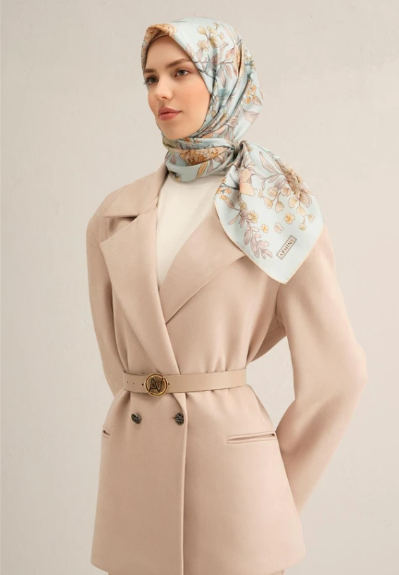 armine-sura-ipek-esarp-9347-80-buz-mav-ab85-e Armine Sura İpek Eşarp 9347 - 80 Buz Mavi Karışık Desen - Görsel 1