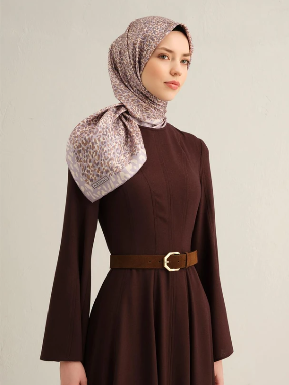 armine-sura-ipek-esarp-9352-06-lila-ka-608b Armine Tivil İpek Eşarp 9352 - 06 Lila Karışık Desen - Görsel 1