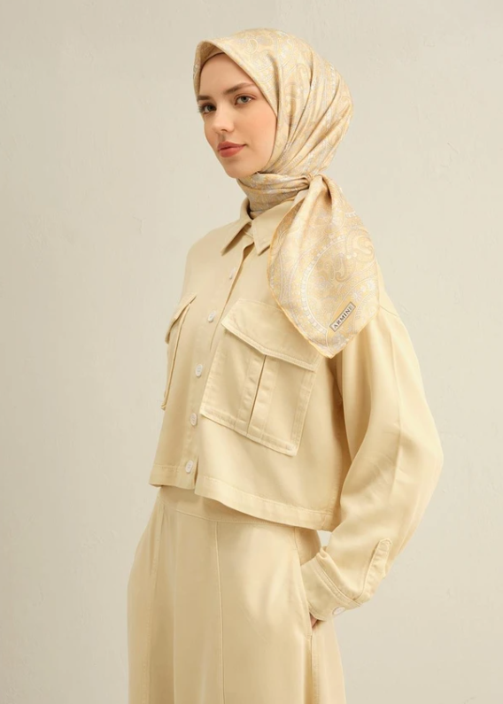 armine-tivil-ipek-esarp-9304-53-sari-k-5c2f6 Armine Sura İpek Eşarp 9304 - 53 Sarı Karışık Desen - Görsel 1