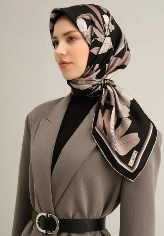 armine-tivil-ipek-esarp-9312-07-siyah-484dc Armine Sura İpek Eşarp 9312 - 07 Siyah Karışık Desen - Görsel 1