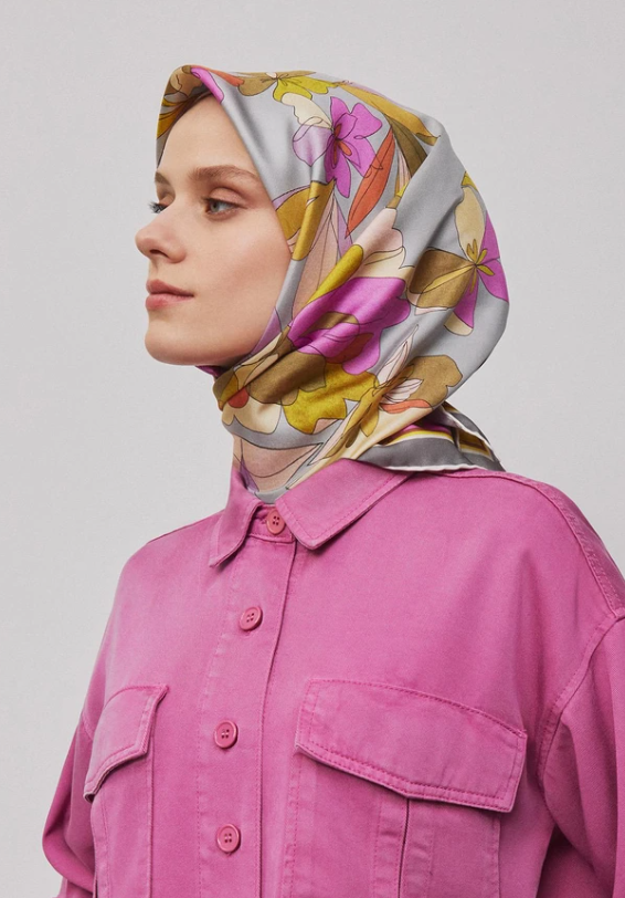 armine-tivil-ipek-esarp-9312-33-gri-ka-d311f Armine Sura İpek Eşarp 9312 - 33 Gri Karışık Desen - Görsel 1