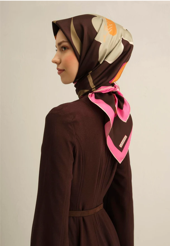 armine-tivil-ipek-esarp-9317-36-kahver-ede4f Armine Sura İpek Eşarp 9317 - 36 Kahverengi Karışık Desen - Görsel 1