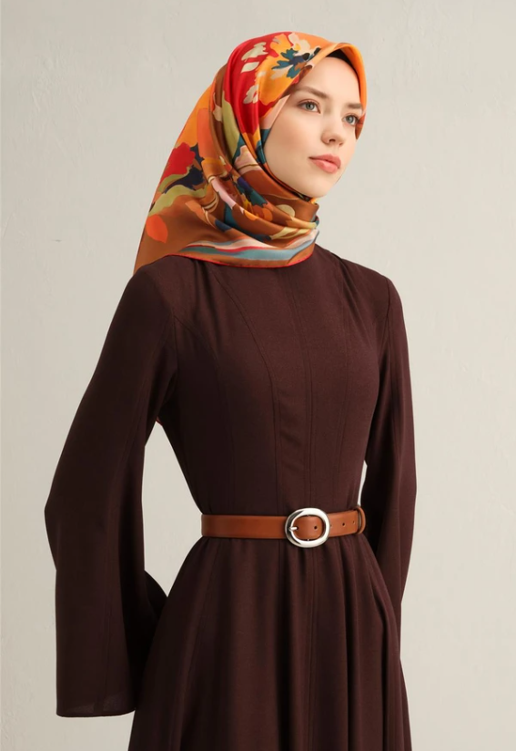 armine-tivil-ipek-esarp-9340-84-camel-7b9-49 Armine Tivil İpek Eşarp 9340 - 84 Camel Karışık Desen - Görsel 1