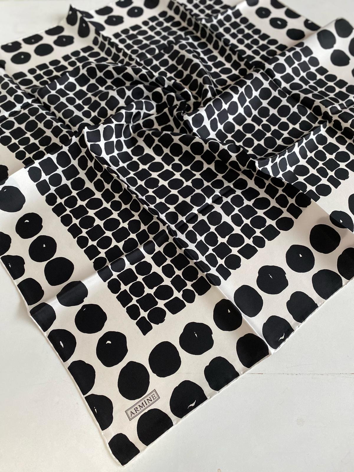 armine-tivil-ipek-esarp-9354-80-beyaz-a183c2 Armine Tivil İpek Eşarp 9354 - 80 Beyaz Karışık Desen - Görsel 1