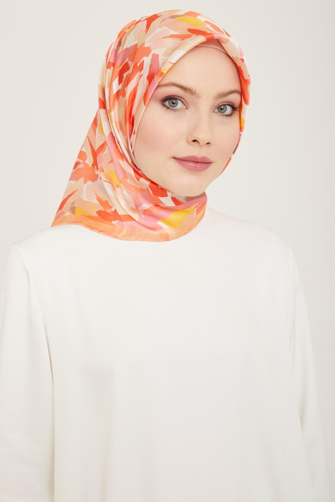 armine-toz-pembe-yavruagzi-karma-desen-614421 Armine Toz Pembe - Yavruağzı Karma Desen Sura İpek Eşarp 9140 - 50 - Görsel 1