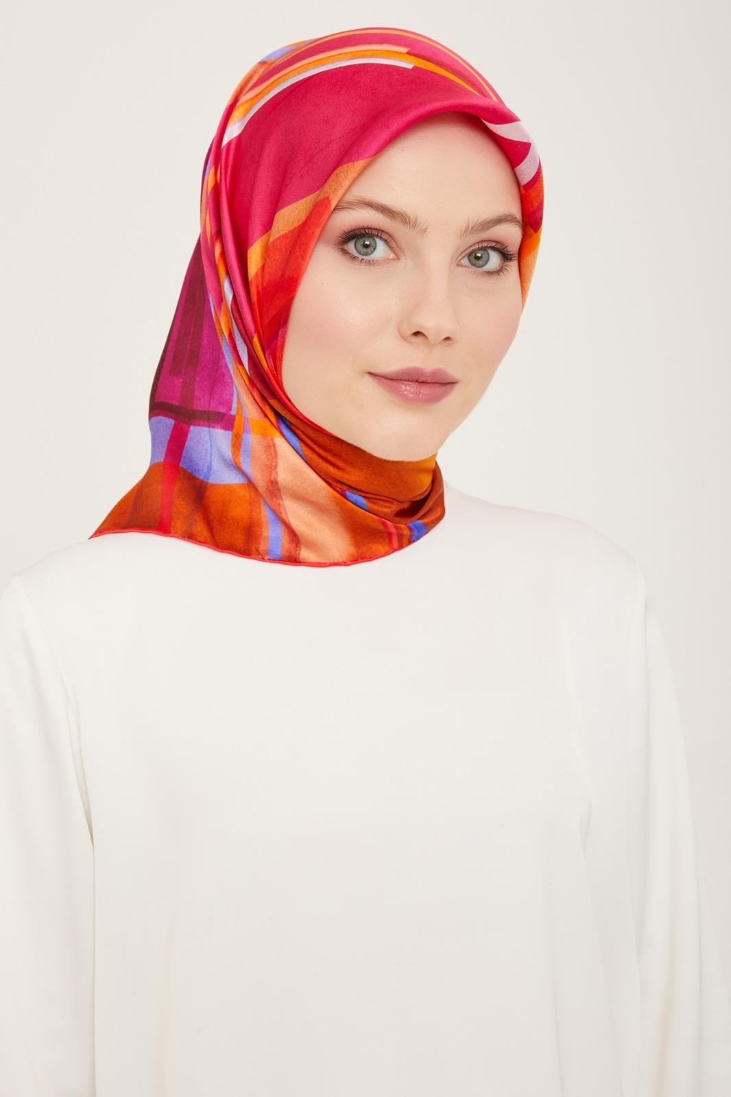 armine-turuncu-karma-desen-tivil-ipek-f3-9af Armine Turuncu Karma Desen Tivil İpek Eşarp 9147 - 50 - Görsel 1