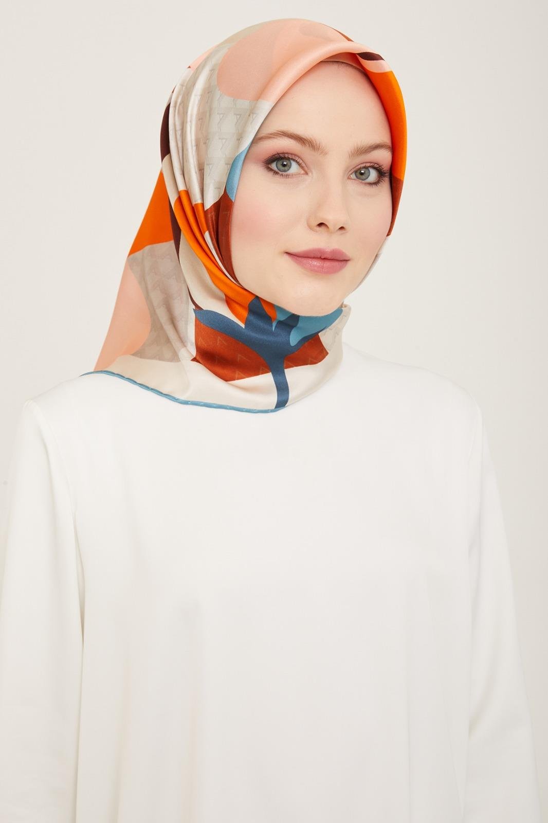 armine-turuncu-taba-lale-desen-tivil-i-e-4e31 Armine Turuncu - Taba Lale Desen Tivil İpek Eşarp 9119 - 02 - Görsel 1