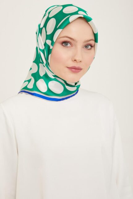 Armine Yeşil - Beyaz Puantiye Desen Tivil İpek Eşarp 9156 - 86
