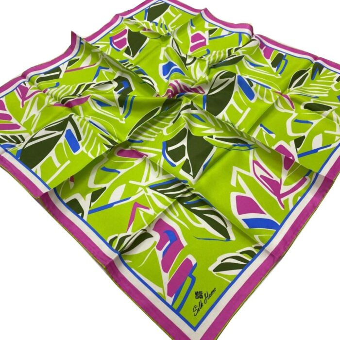 Silk Home Fıstık Yeşili-Pembe Geometrik Yaprak Desen Tivil İpek Eşarp 11407-603 - Görsel 1