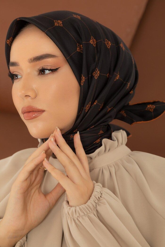 Silk Home Tivil İpek Eşarp 11392-24 Siyah Karışık Desen - Görsel 1
