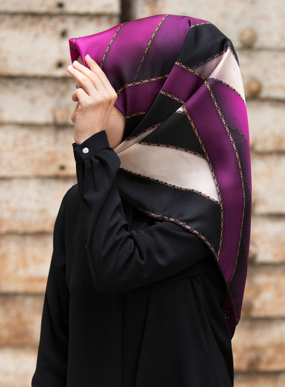 vissona-fusya-siyah-desenli-tivil-ipek-112fcf Vissona Fuşya - Siyah Desenli Tivil İpek Eşarp 17518 - 25 - 01 - Görsel 1