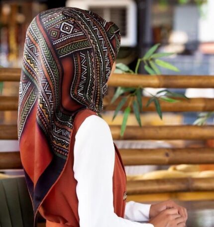 Vissona Tivil İpek Eşarp 17025 - 9 - 0014 - 0037 Siyah Karışık Desen