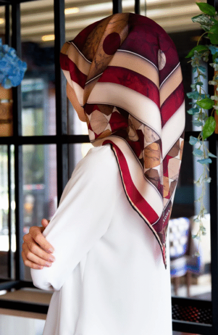 Vissona Tivil İpek Eşarp 17242 - 3 - 0018 - 0011 Kırmızı Karışık Desen