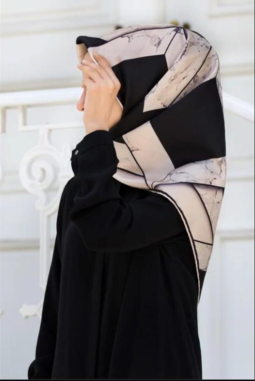 vissona-tivil-ipek-esarp-17548-1-0001-9-a9eb Vissona Tivil İpek Eşarp 17548 - 1 - 0001 - 0003 Siyah Karışık Desen - Görsel 1