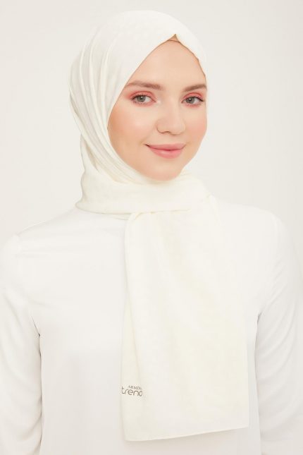 Armine Trend J.Capri Şal 4-100 - Kalpli Kırık Beyaz