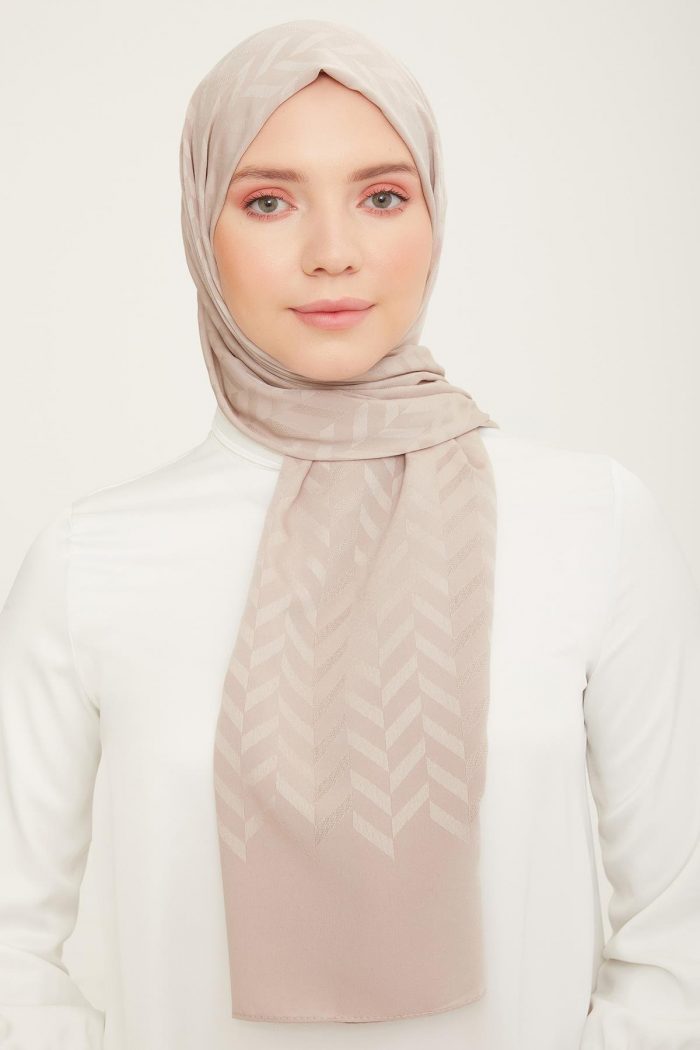 Armine Trend J.Capri Açık Vizon Rengi Desenli Şal 1 - 136 - Görsel 1