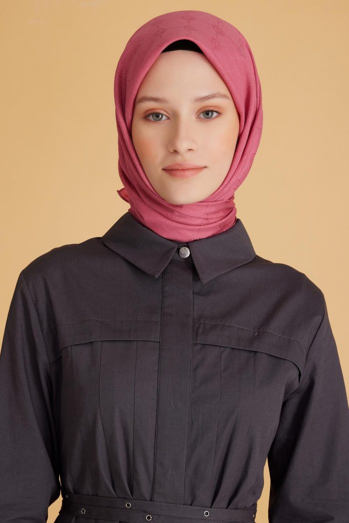 Belli Fresh Monogram Jakarlı Eşarp 2-17 Pembe Monogram Desenli - Görsel 1