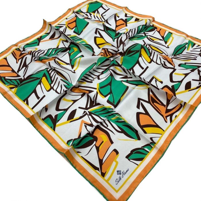 Silk Home Yavruağzı-Yeşil Geometrik Yaprak Desen Tivil İpek Eşarp 11407-605 - Görsel 1