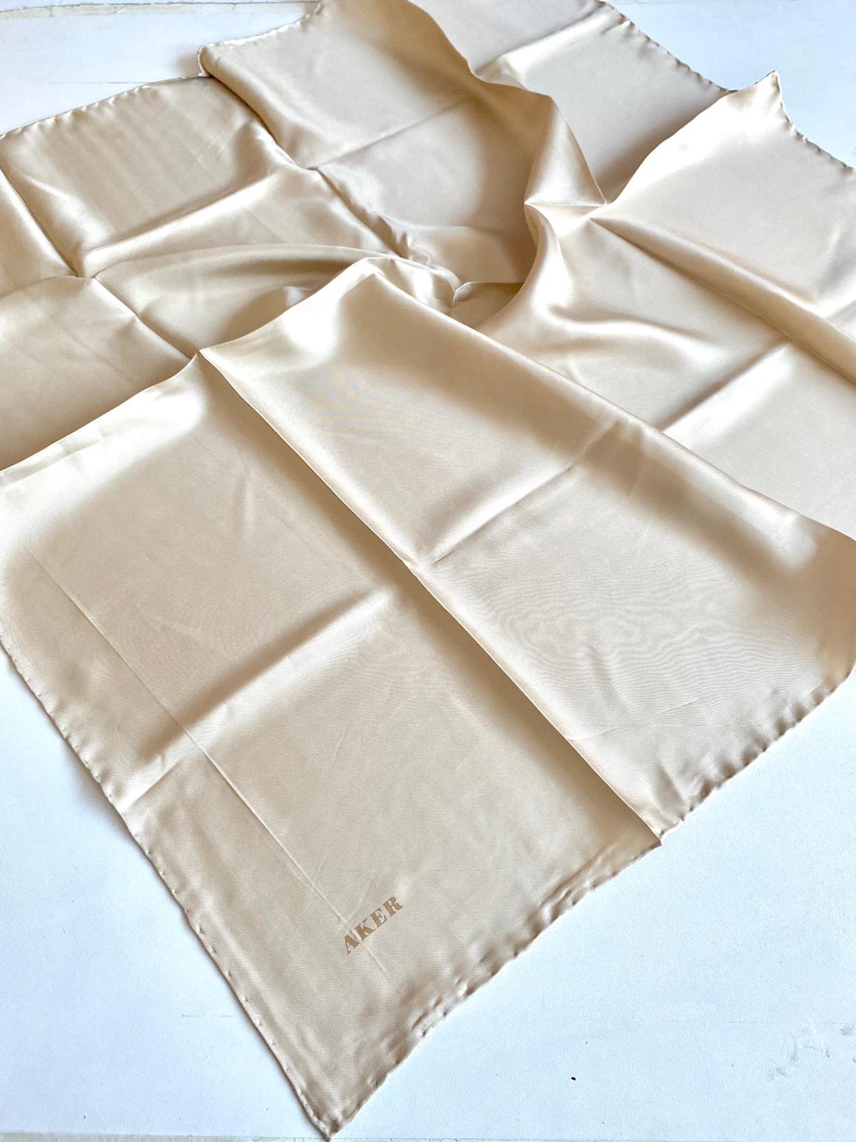 aker-defolu-tivil-ipek-esarp-39042-kre-5-444f Aker Defolu Tivil İpek Eşarp 39042 Krem Düz Renk - Görsel 1