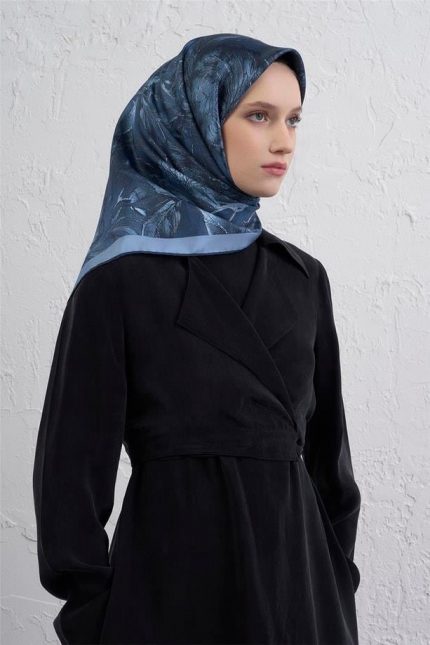 Armine Sura Saf İpek Eşarp 9409 - 34 Mavi Karışık Desen