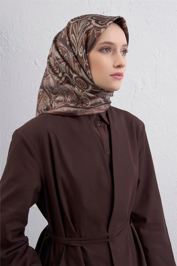 armine-sura-saf-ipek-esarp-9421-32-kah-d23e6 Armine Tivil Saf İpek Eşarp 9421 - 32 Kahverengi Karışık Desen - Görsel 1