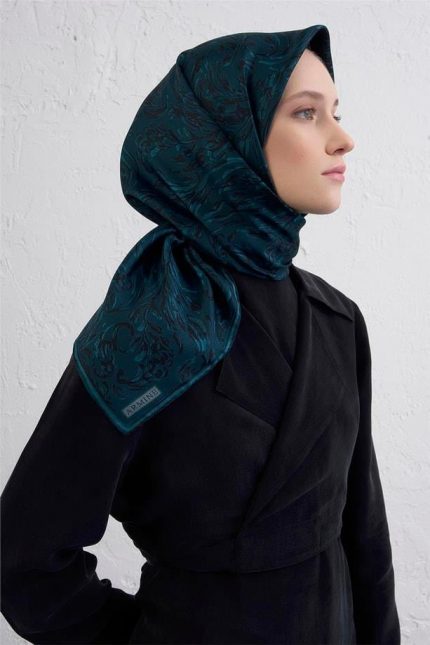 Armine Sura Saf İpek Eşarp 9431 - 81 Petrol Yeşili Karışık Desen