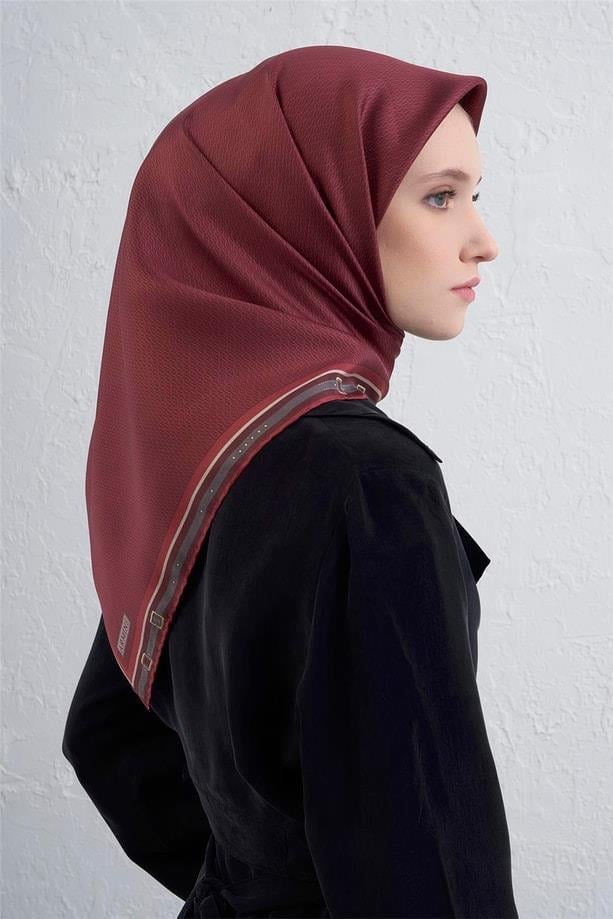 armine-tivil-saf-ipek-esarp-9401-39-bo-6b811 Armine Tivil Saf İpek Eşarp 9401 - 39 Bordo Karışık Desen - Görsel 1