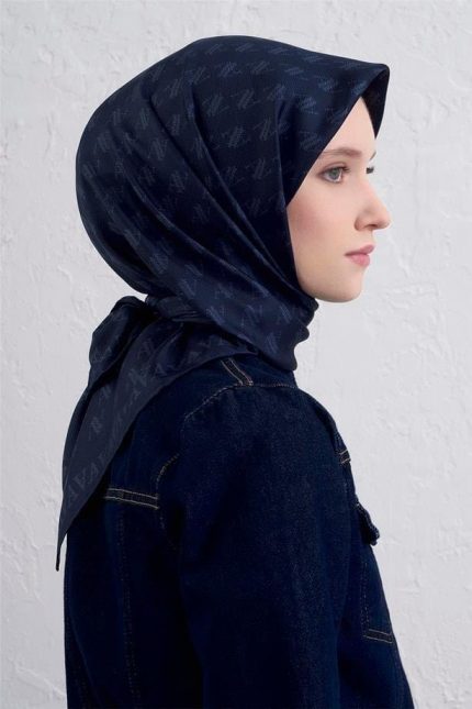 Armine Tivil Saf İpek Eşarp 9412 - 03 Lacivert Logo Desen