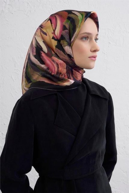 Armine Sura Saf İpek Eşarp 9423 - 36 Siyah Karışık Desen