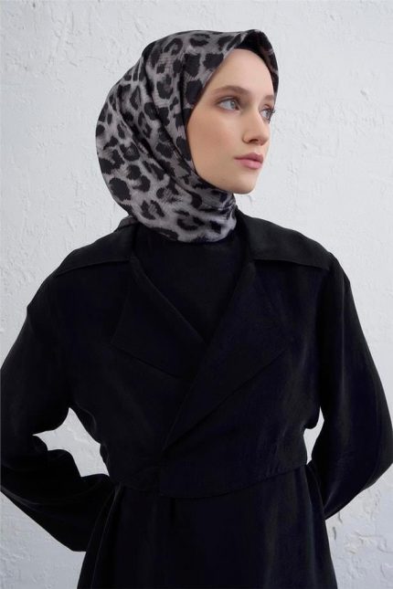Armine Tivil Saf İpek Eşarp 9425 - 51 Siyah Karışık Desen