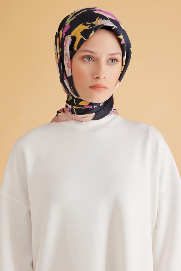 Belli Fresh Pure Eşarp 2 - 05 Lacivert Karışık Desen 49985 - Görsel 1