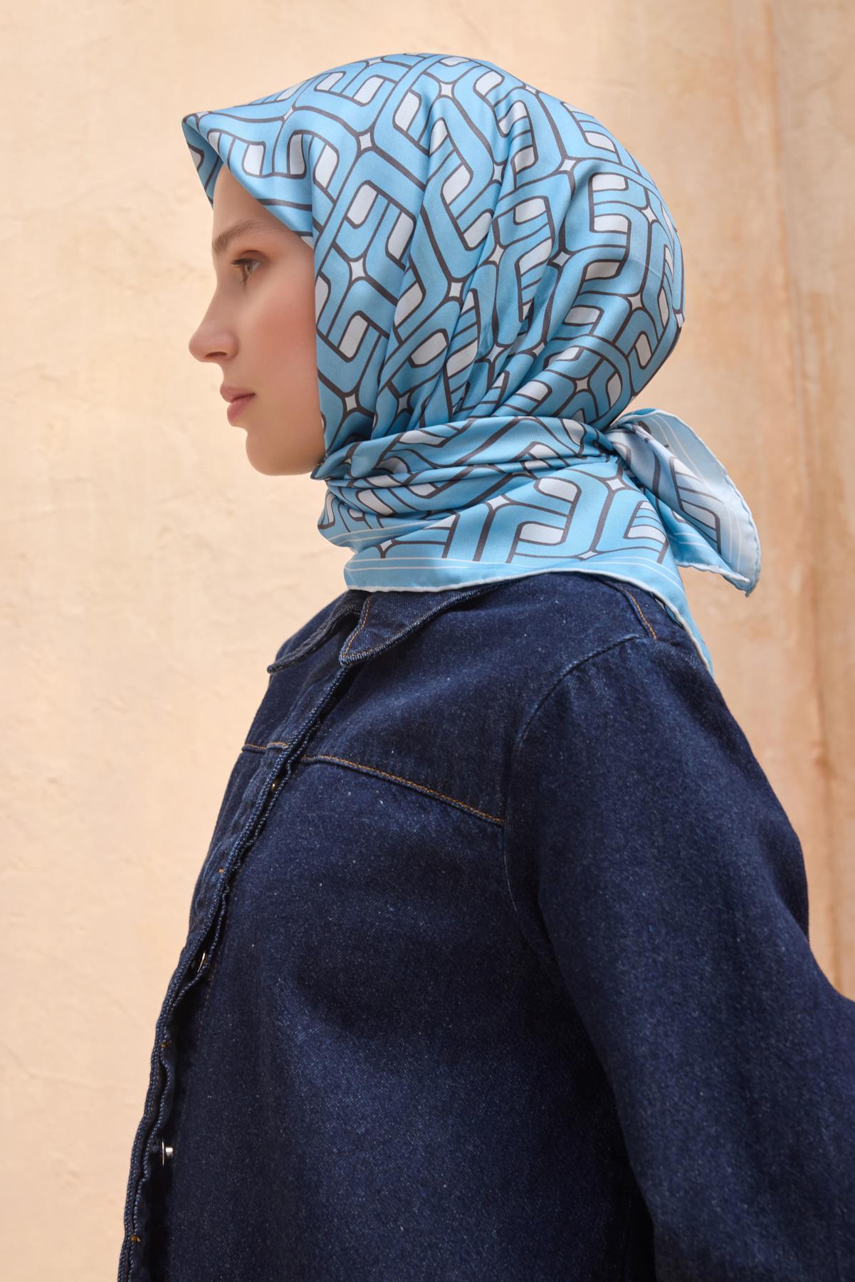 belli-tivil-saf-ipek-esarp-4118-32-mav-56ba84 Belli Tivil Saf İpek Eşarp 4118 - 32 Mavi Karışık Desen - Görsel 1