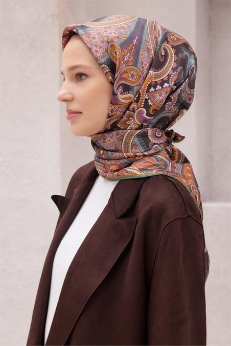 belli-tivil-saf-ipek-esarp-4202-82-fum-bfa2-a Belli Tivil Saf İpek Eşarp 4202 - 82 Füme Etnik Desen - Görsel 1