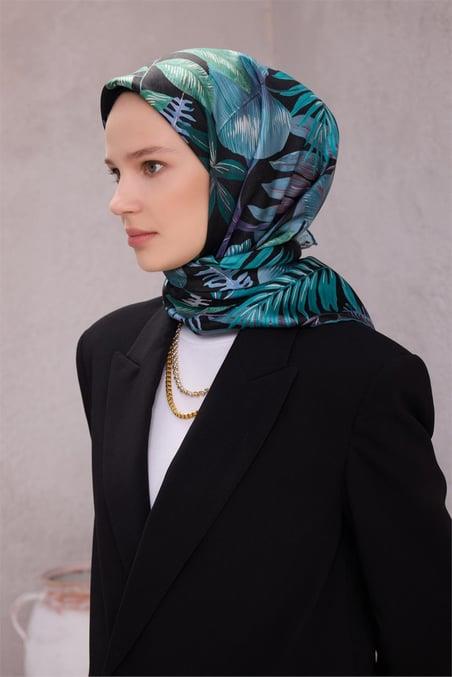 belli-tivil-saf-ipek-esarp-4225-80-siy-fc7367 Belli Tivil Saf İpek Eşarp 4225 - 80 Siyah Yaprak Desen - Görsel 1