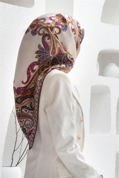 Vissona Tivil İpek Eşarp 60777 - 16 - 0033 - 0011 Beyaz Karışık Desen