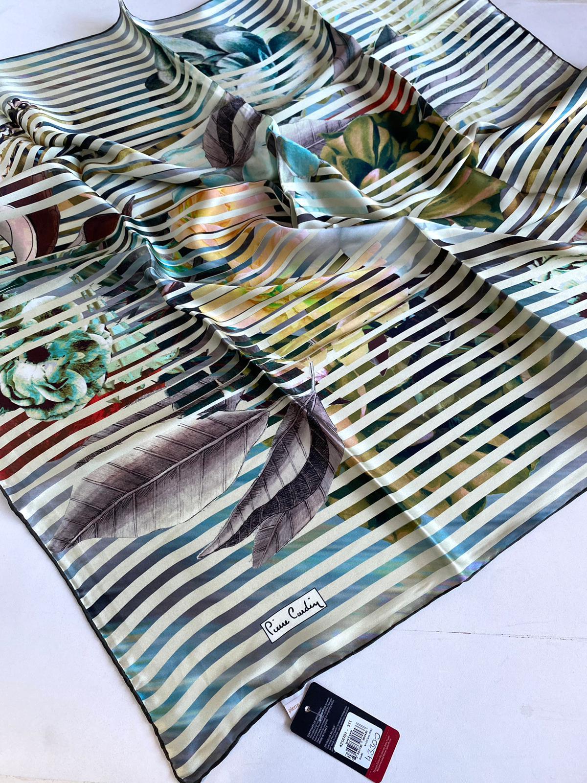 pierre-cardin-sura-ipek-esarp-43300-ye-0f-03e Pierre Cardin Sura İpek Eşarp 43300 Yeşil Karışık Desen - Görsel 1